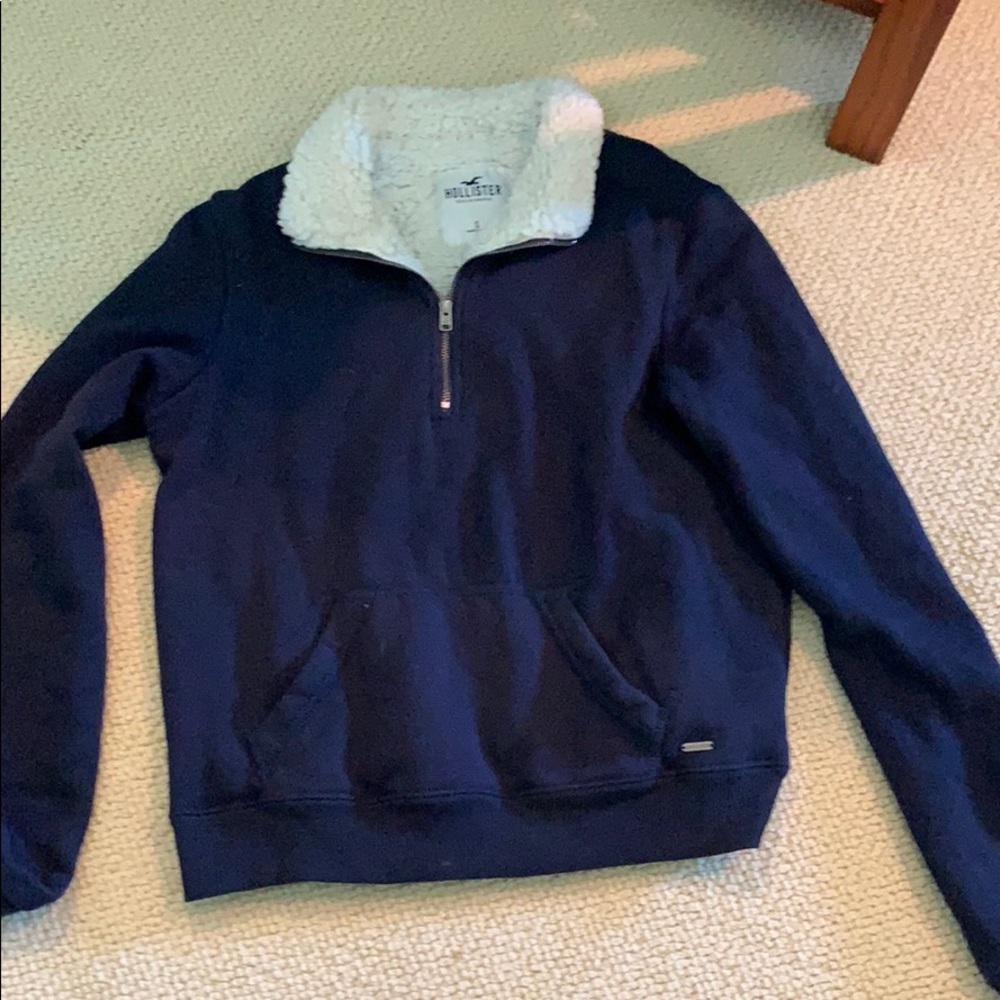 Hollister quarter zip - Picture 1 of 2
